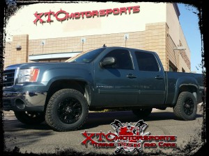 Chris brought in his 2008 GMC Sierra 1500 4WD for some Bilstein Shock Absorbers front 5100 series leveling struts & rear 5100 series shocks, 285/65R18 BFGoodrich Tires KO2 tires on some XD wheels XD800 18X9 Misfit wheels.
