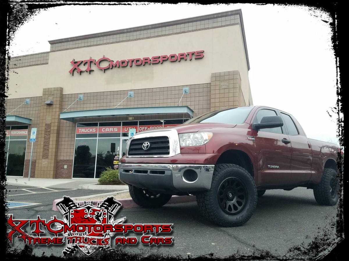 Eric brought in his 2009 Toyota USA Tundra for a ReadyLift Suspension Inc. SST 3" front/1" rear suspension lift kit, Bilstein Shock Absorbers 4600 series struts/shocks, 325/60R18 Toyo Tires AT-II tires wrapped around some 18x9 Fuel Offroad D579 Matte Black Vector wheels.
