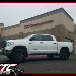 Danny brought us his 2015 Toyota USA Tundra for a set of Fox Racing 2.5