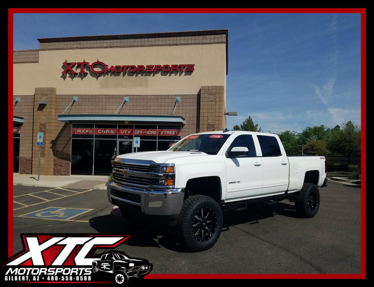 Once again our friends over at azautorv.com brought us a truck to deck out for their lot, this time it was a 2016 Chevrolet Silverado 2500HD that got a 6" ReadyLift suspension lift, a set of N-FAB nerf bars, 20" Moto Metal MO970 Black with Machined face wheels wrapped with some 295/65R20 Nitto Tire Terra Grappler G2's.