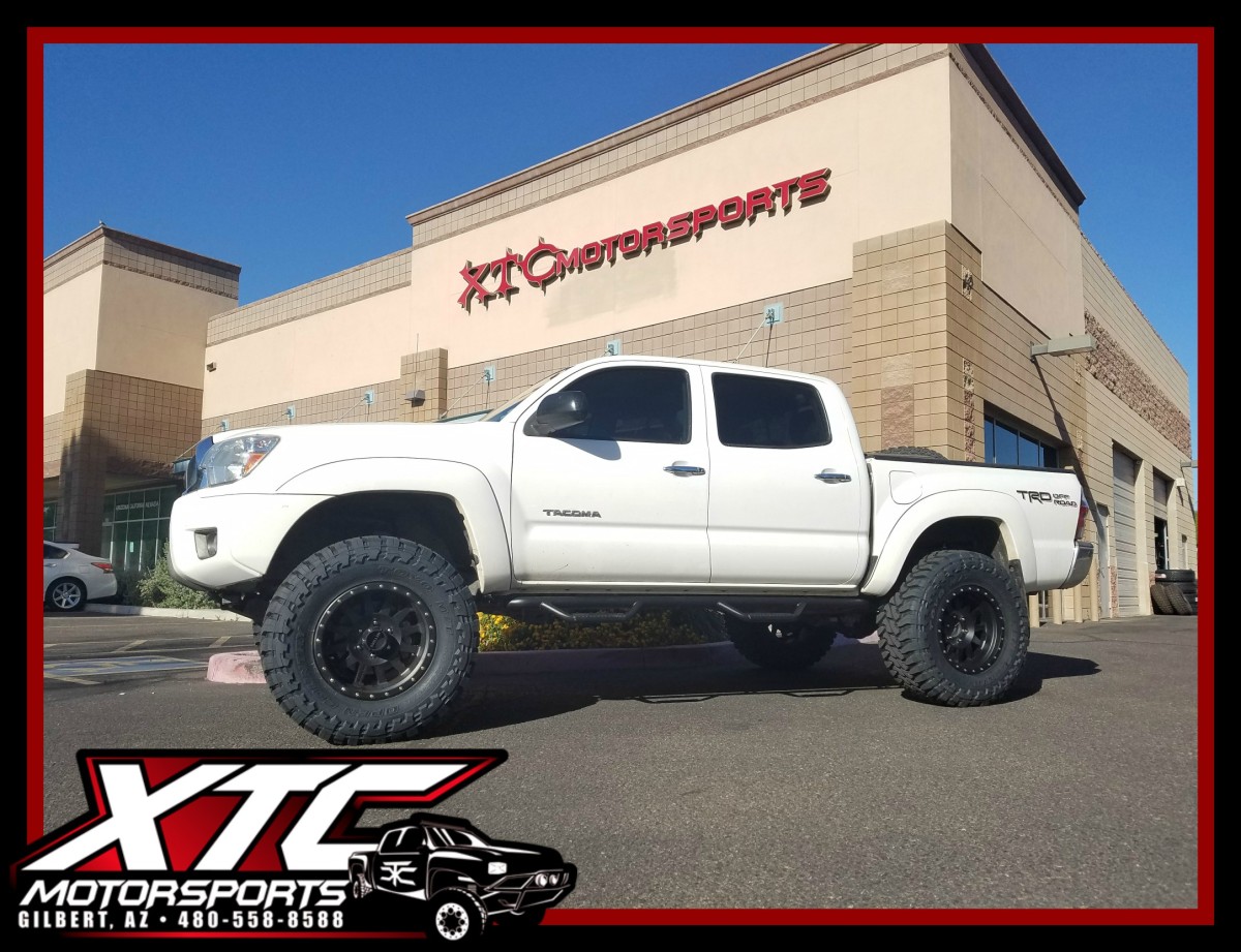 Garrett brought in his 2014 Toyota USA Tacoma for a BDS Suspension 6" lift, a set of 18" Method Race Wheels Black Double Standards wrapped with a set of 35x12.50R18 Toyo Tires Open Country M/T, and set of N-FAB nerf bars.